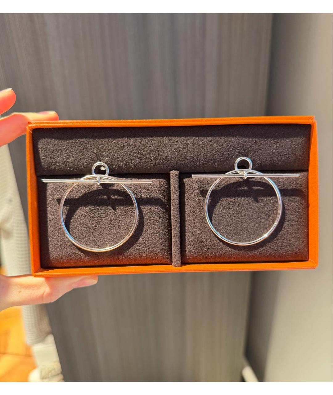 HERMES Белые серебряные серьги, фото 4