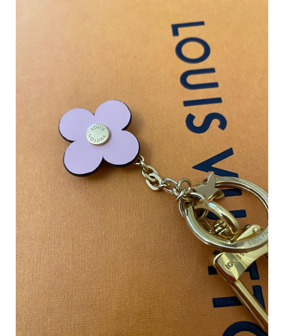 LOUIS VUITTON Розовый брелок, фото 8