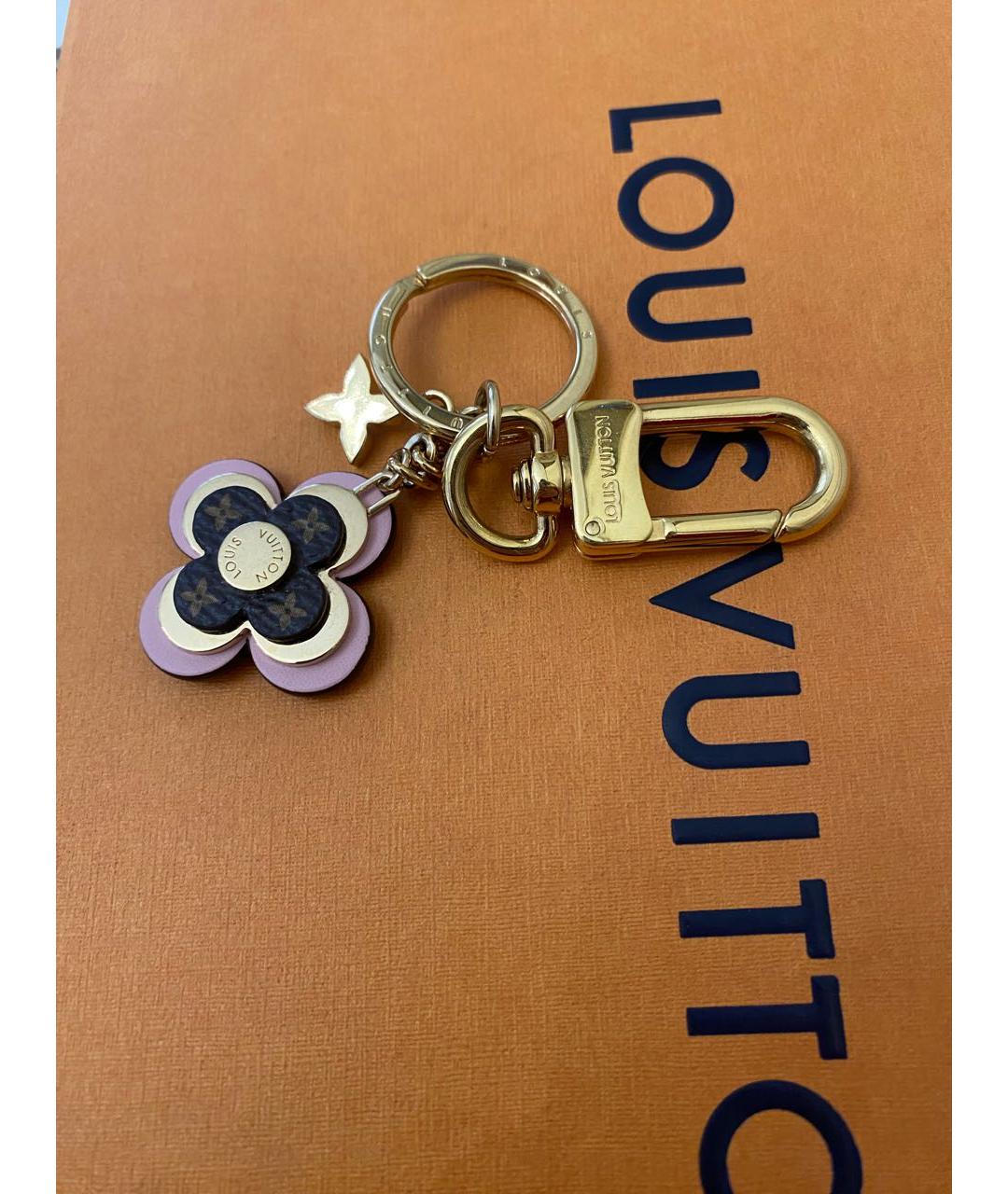 LOUIS VUITTON Розовый брелок, фото 6