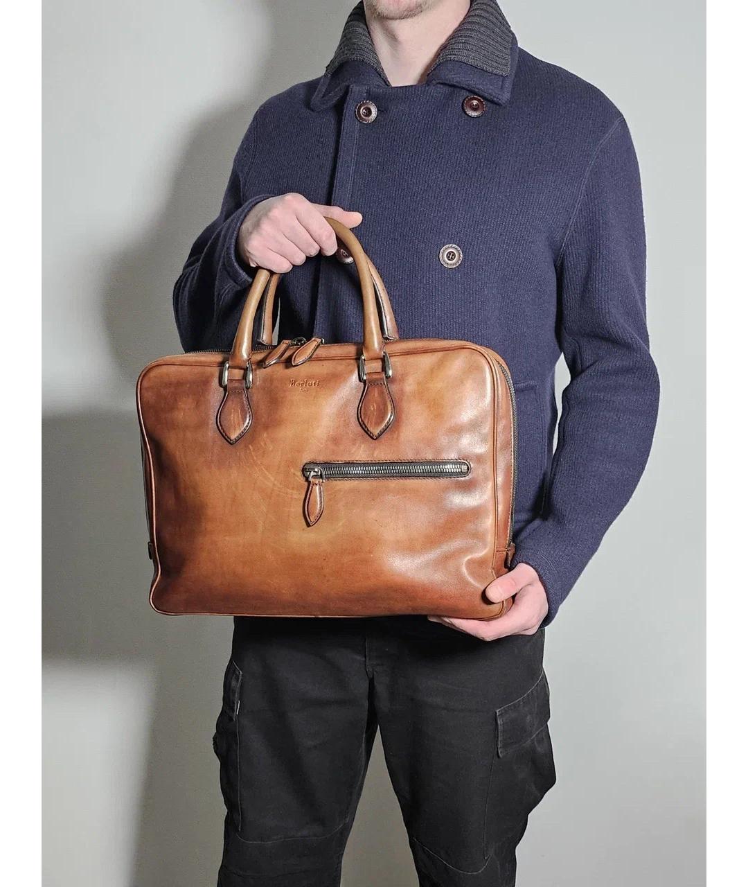 BERLUTI Коричневый кожаный портфель, фото 2