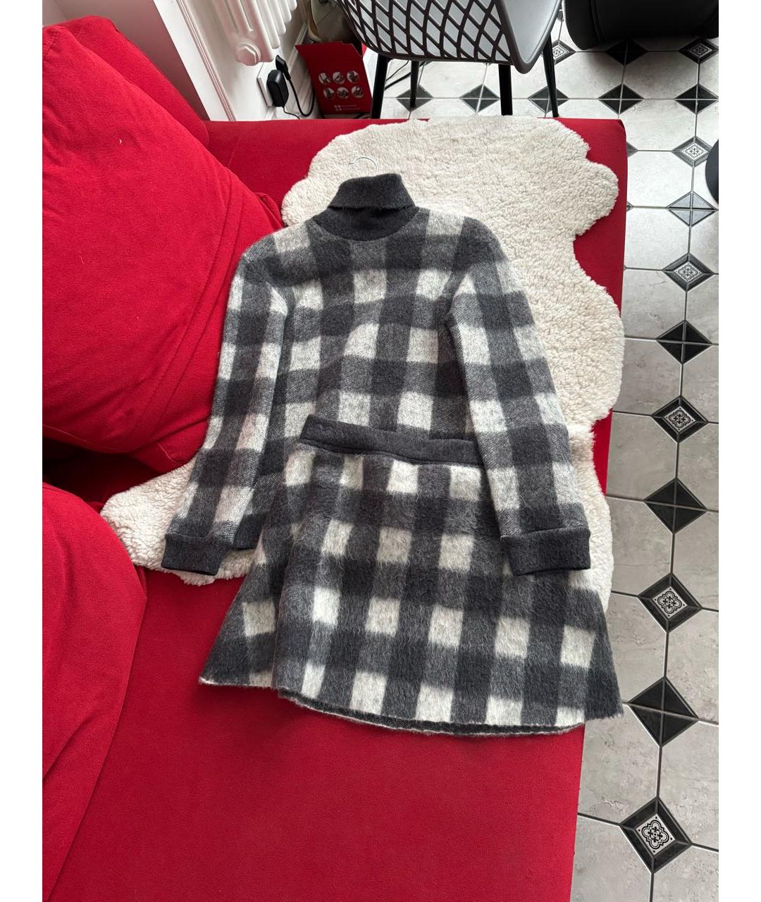 BALENCIAGA Серый шерстяной костюм с юбками, фото 4