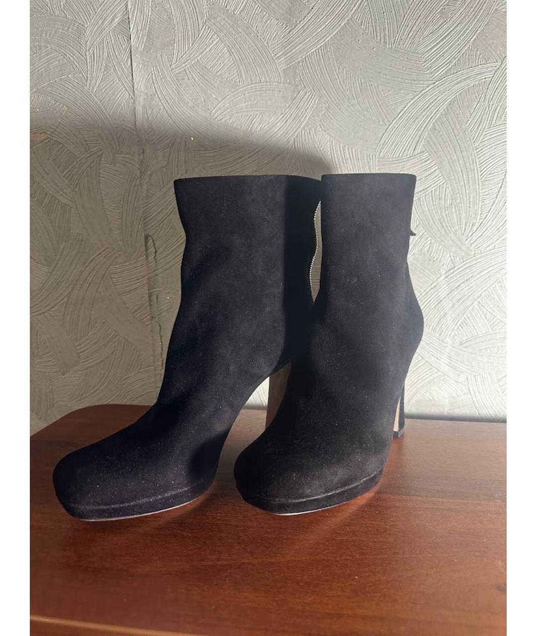 MIU MIU Черные замшевые ботильоны, фото 3