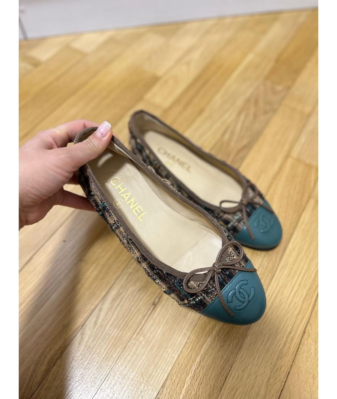 CHANEL Коричневые текстильные балетки, фото 3