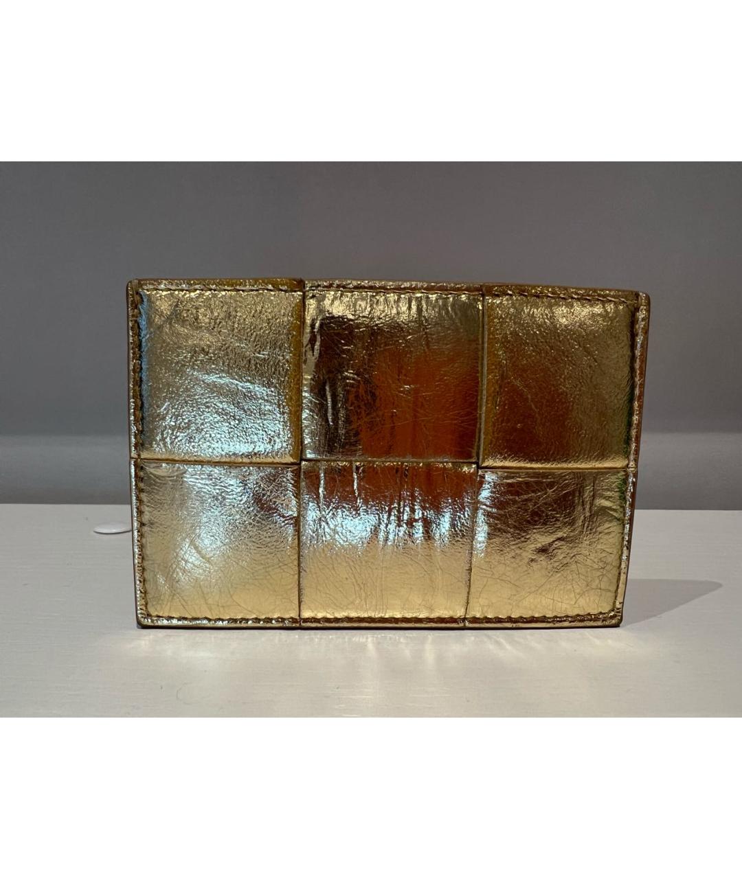 BOTTEGA VENETA Золотой кожаный кардхолдер, фото 6