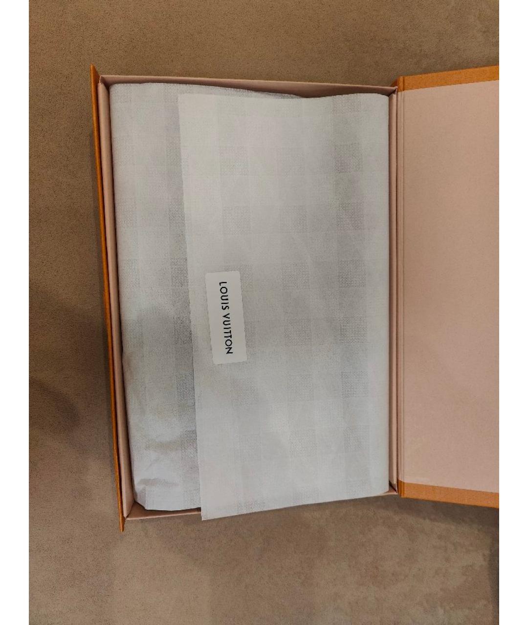 LOUIS VUITTON Золотой шелковый платок, фото 7