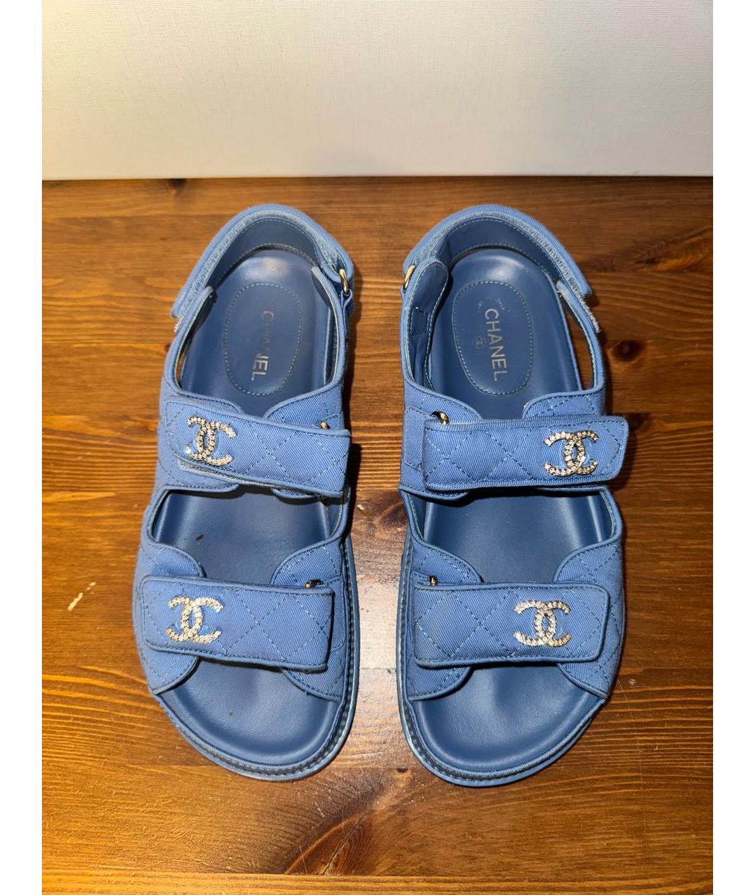 CHANEL Голубые кожаные сандалии, фото 2