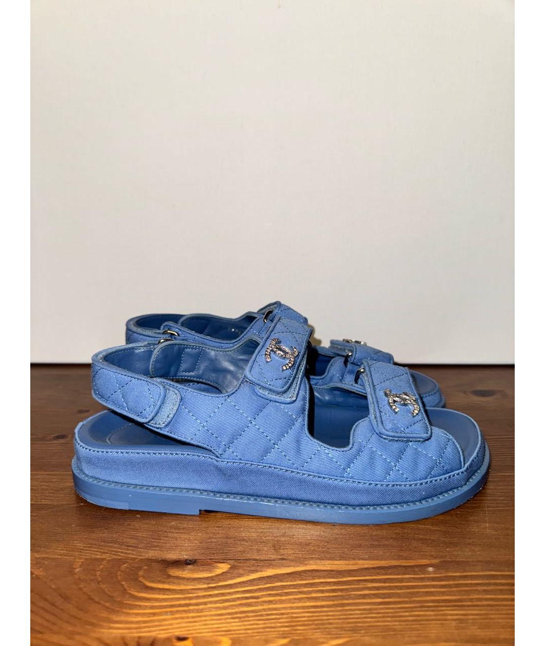 CHANEL Голубые кожаные сандалии, фото 5