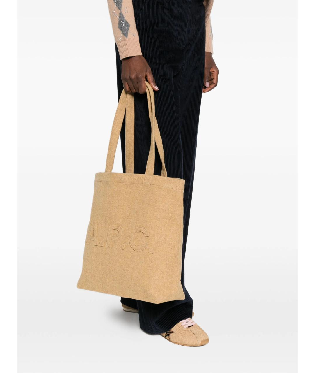 A.P.C. Бежевая шерстяная сумка тоут, фото 2