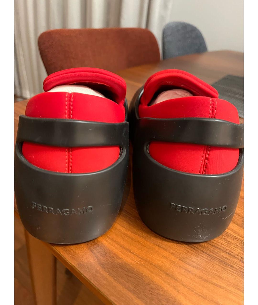 FERRAGAMO Красные синтетические ботинки, фото 2