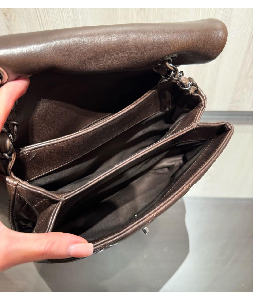 CHANEL Коричневая кожаная сумка через плечо, фото 7