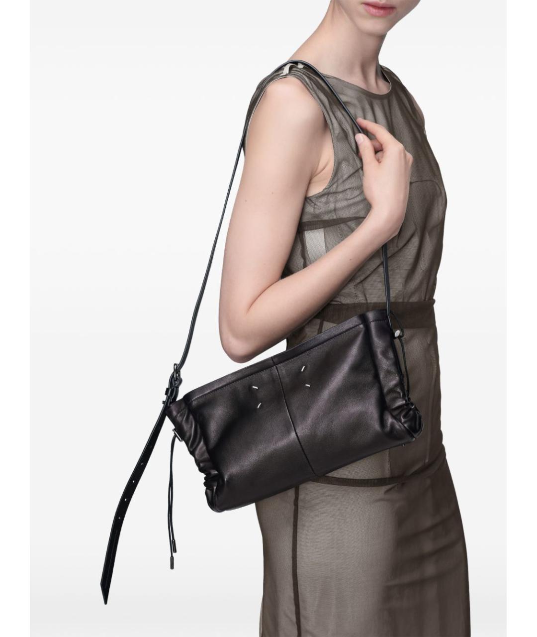 MAISON MARGIELA Черная кожаная сумка через плечо, фото 4