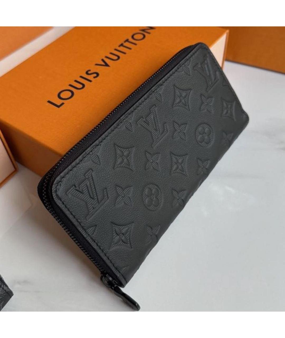 LOUIS VUITTON Черный кожаный кошелек, фото 3