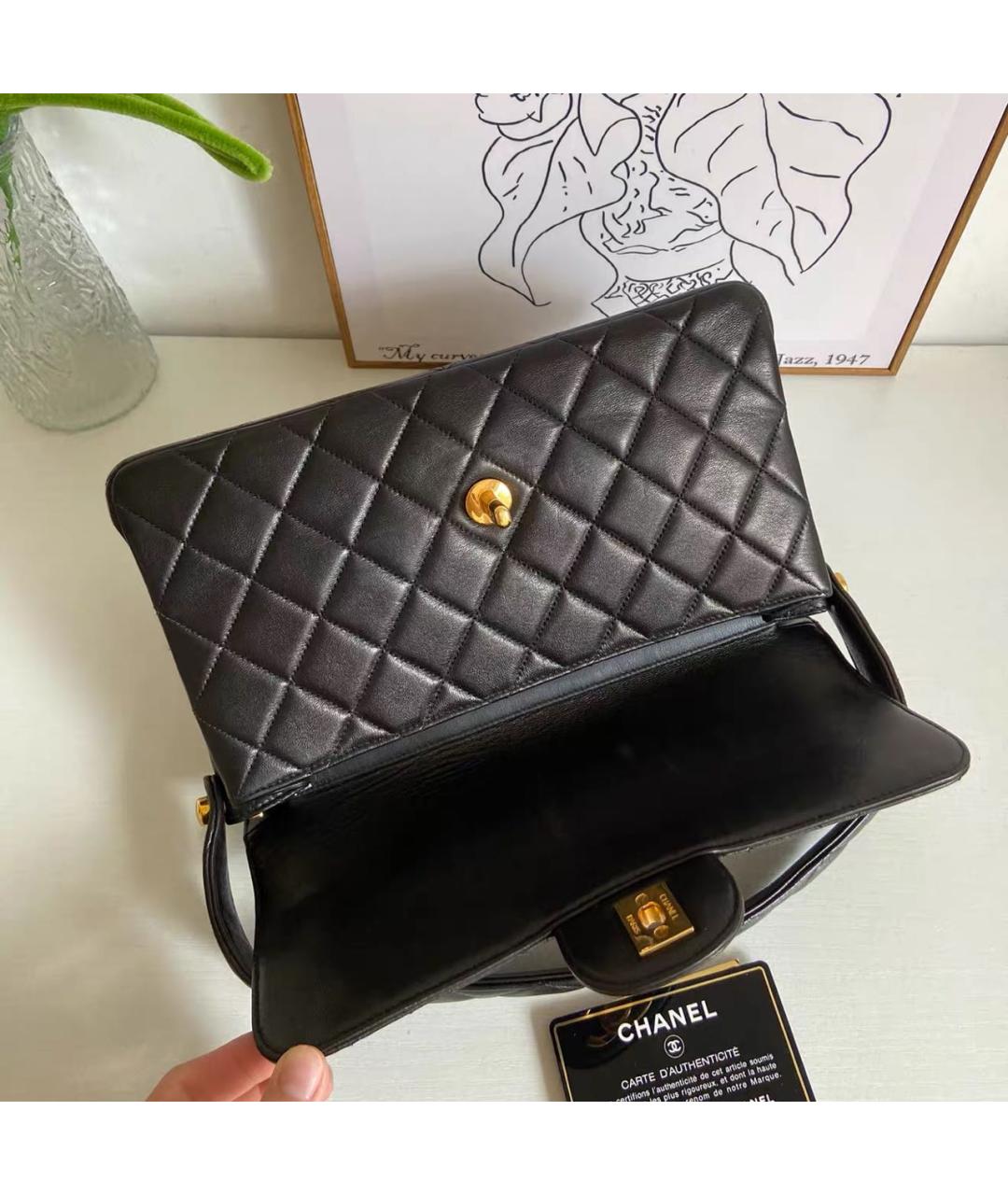 CHANEL Черная кожаная сумка с короткими ручками, фото 7