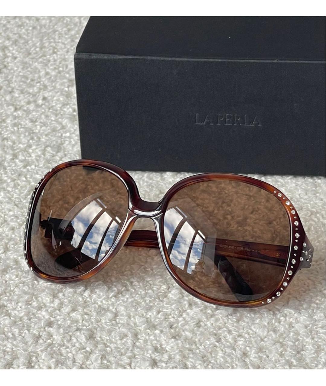 LA PERLA Коричневые пластиковые солнцезащитные очки, фото 2