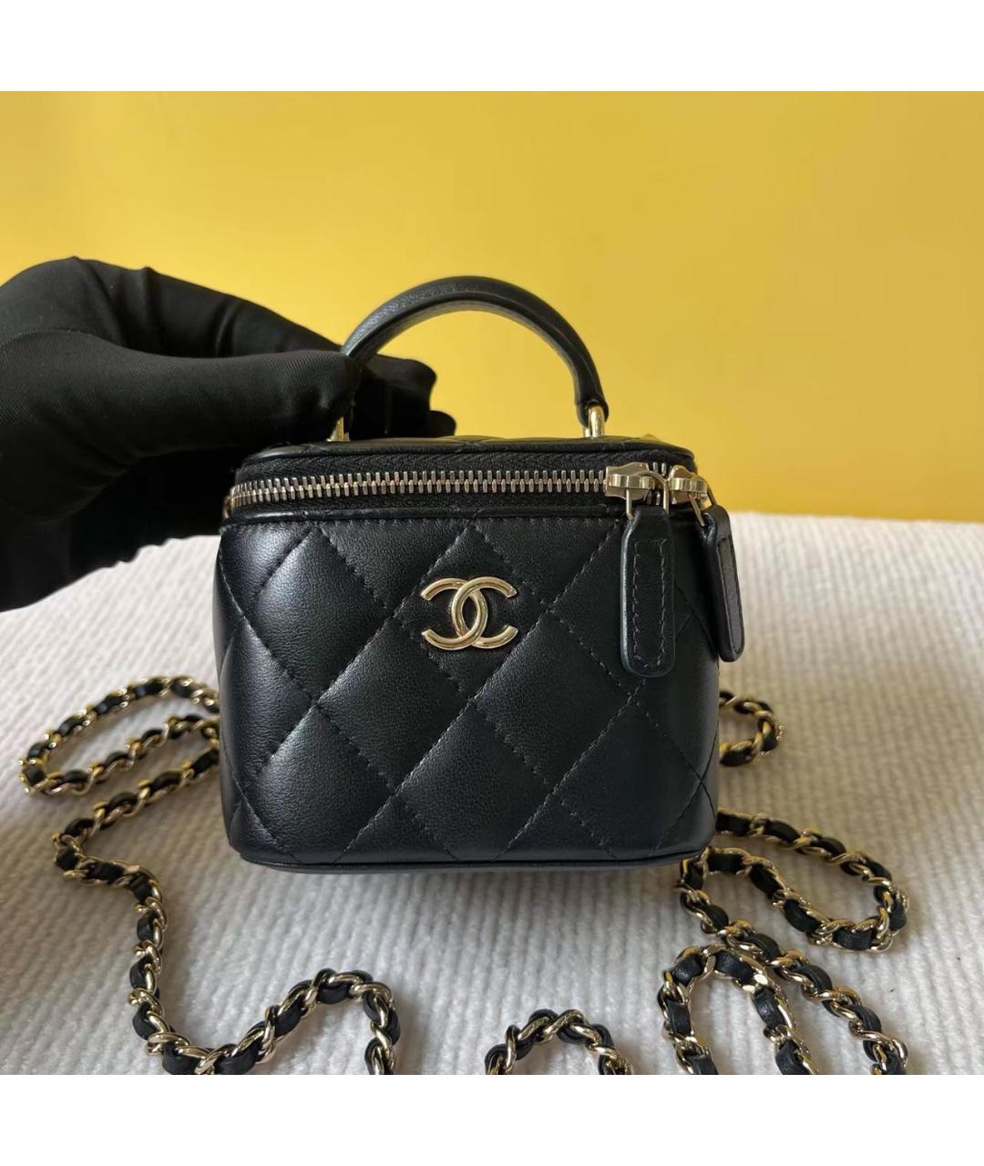 CHANEL Черная кожаная сумка через плечо, фото 9