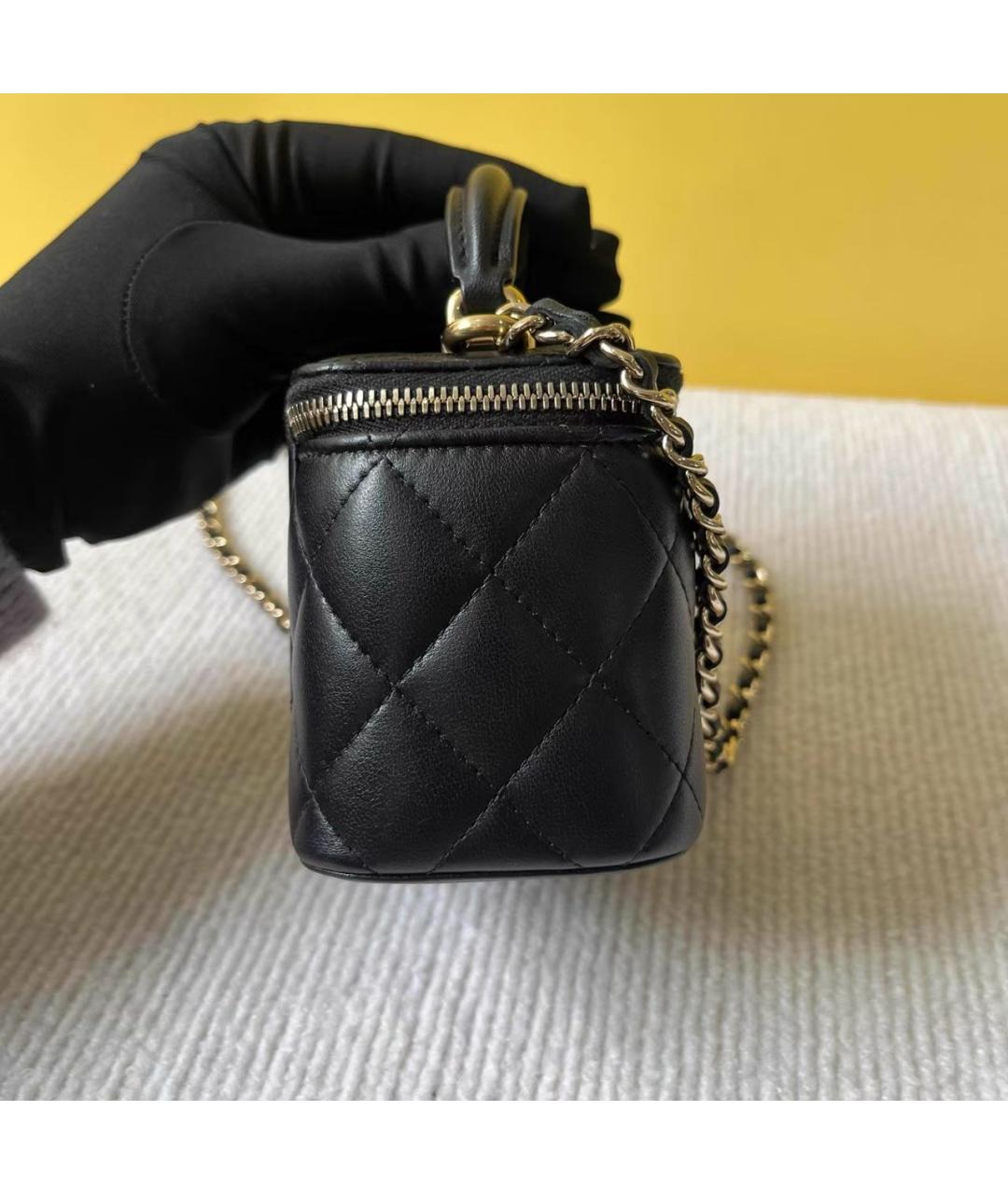 CHANEL Черная кожаная сумка через плечо, фото 3