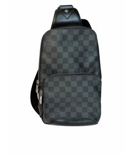 LOUIS VUITTON Барсетка