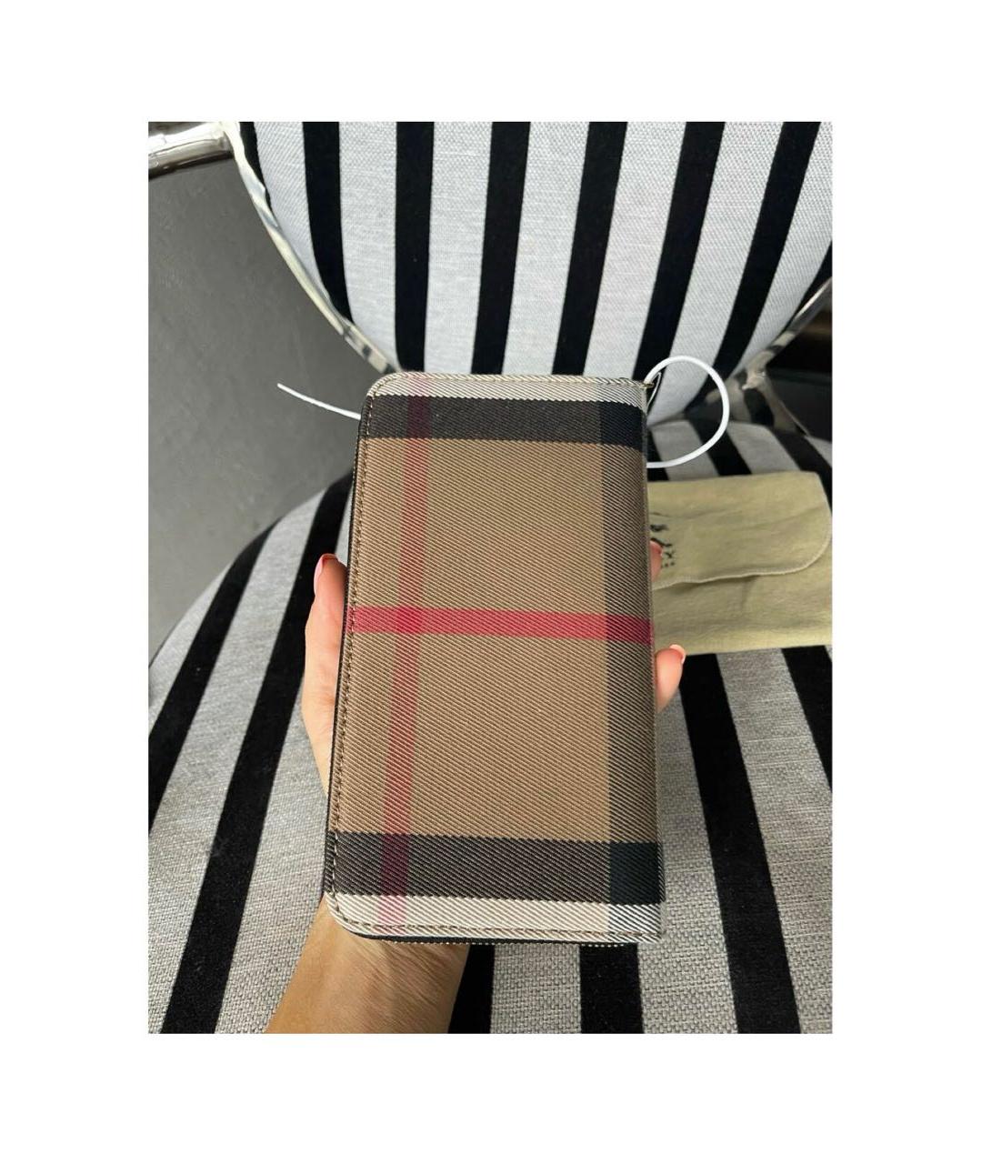 BURBERRY Коричневый кожаный кошелек, фото 3