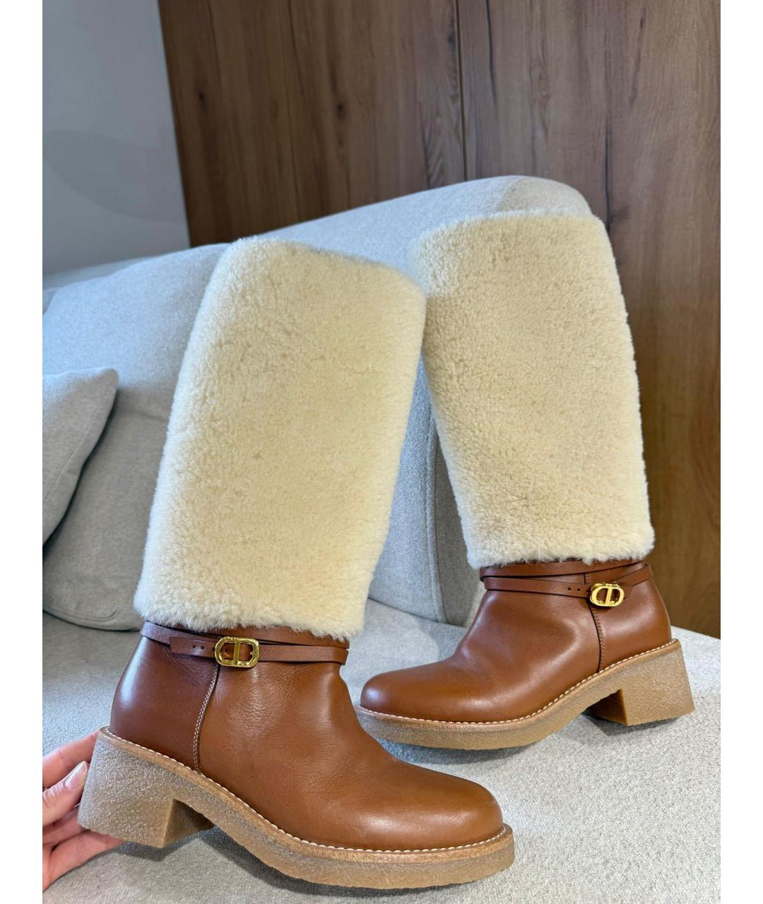 CHRISTIAN DIOR Коричневые кожаные сапоги, фото 3