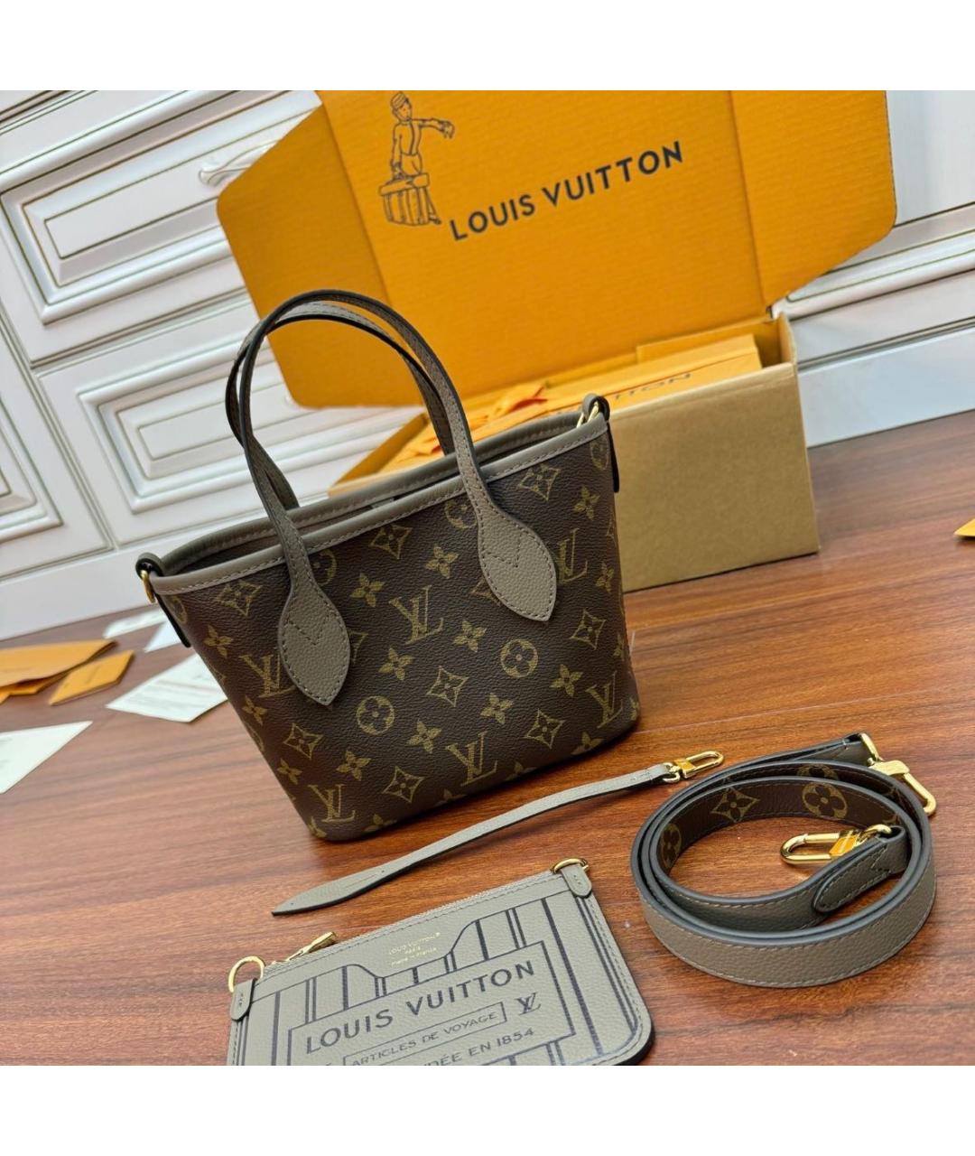 LOUIS VUITTON Бежевая кожаная сумка с короткими ручками, фото 3