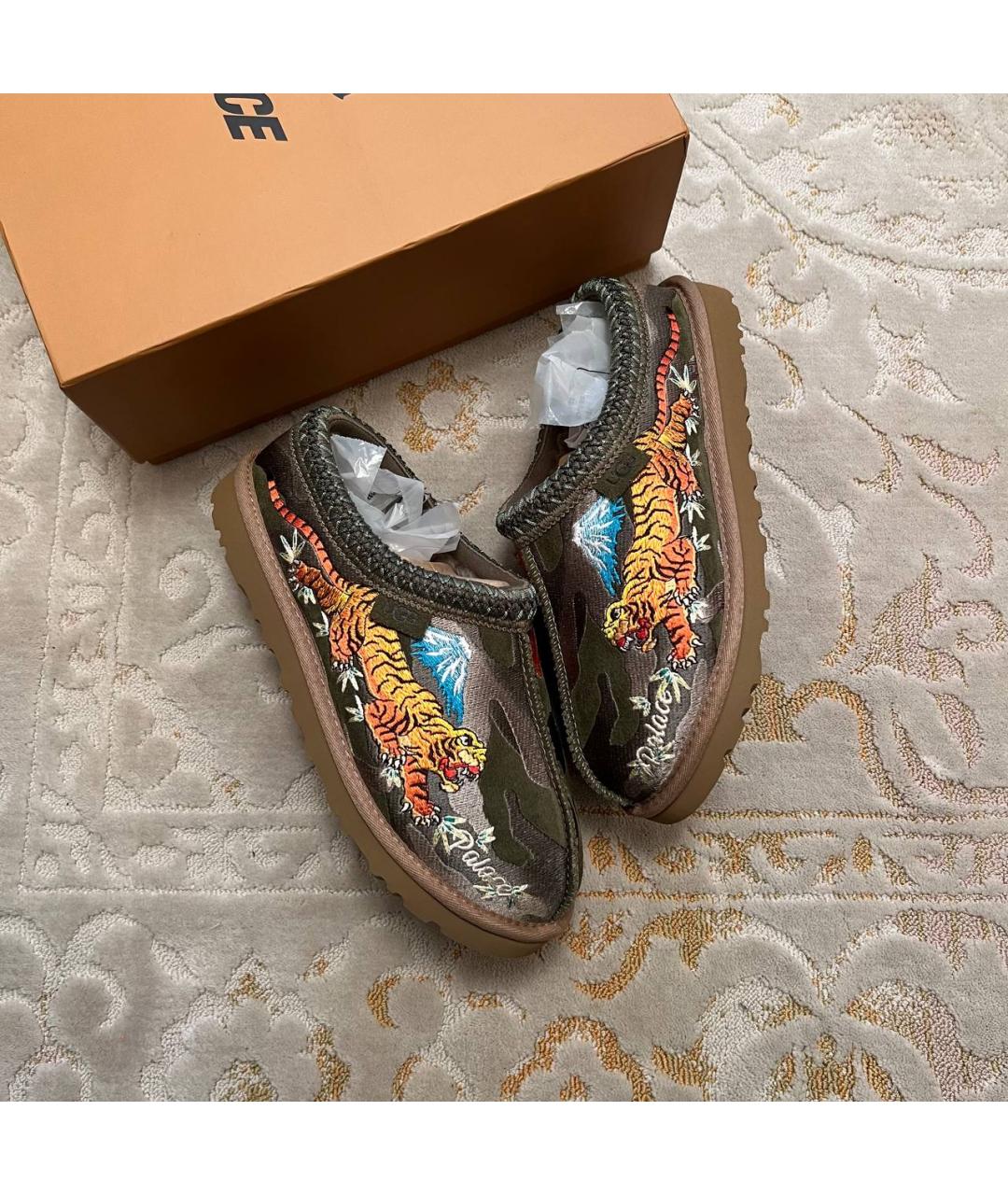 UGG AUSTRALIA Хаки текстильные низкие ботинки, фото 2