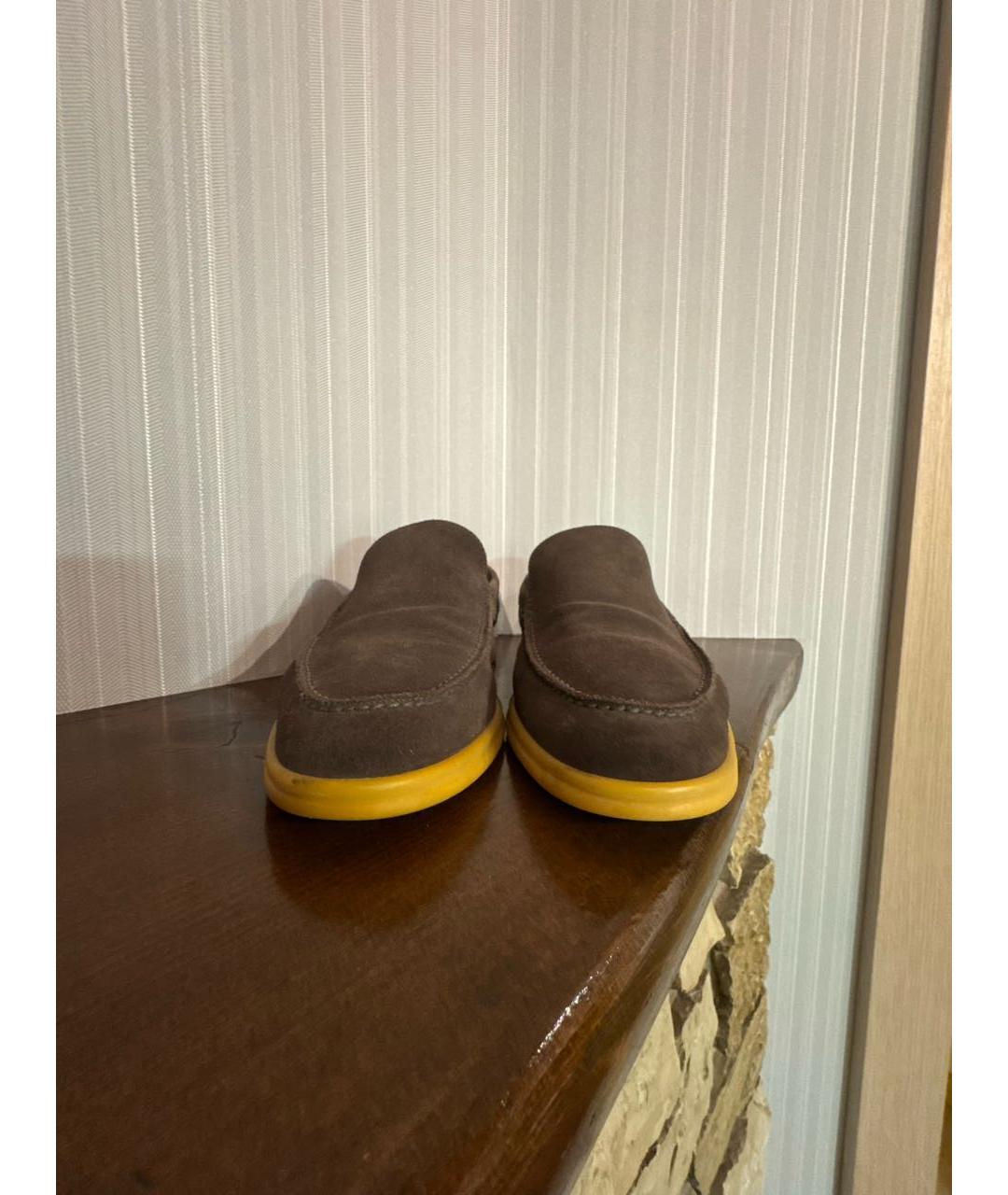 LORO PIANA Антрацитовые замшевые лоферы, фото 2