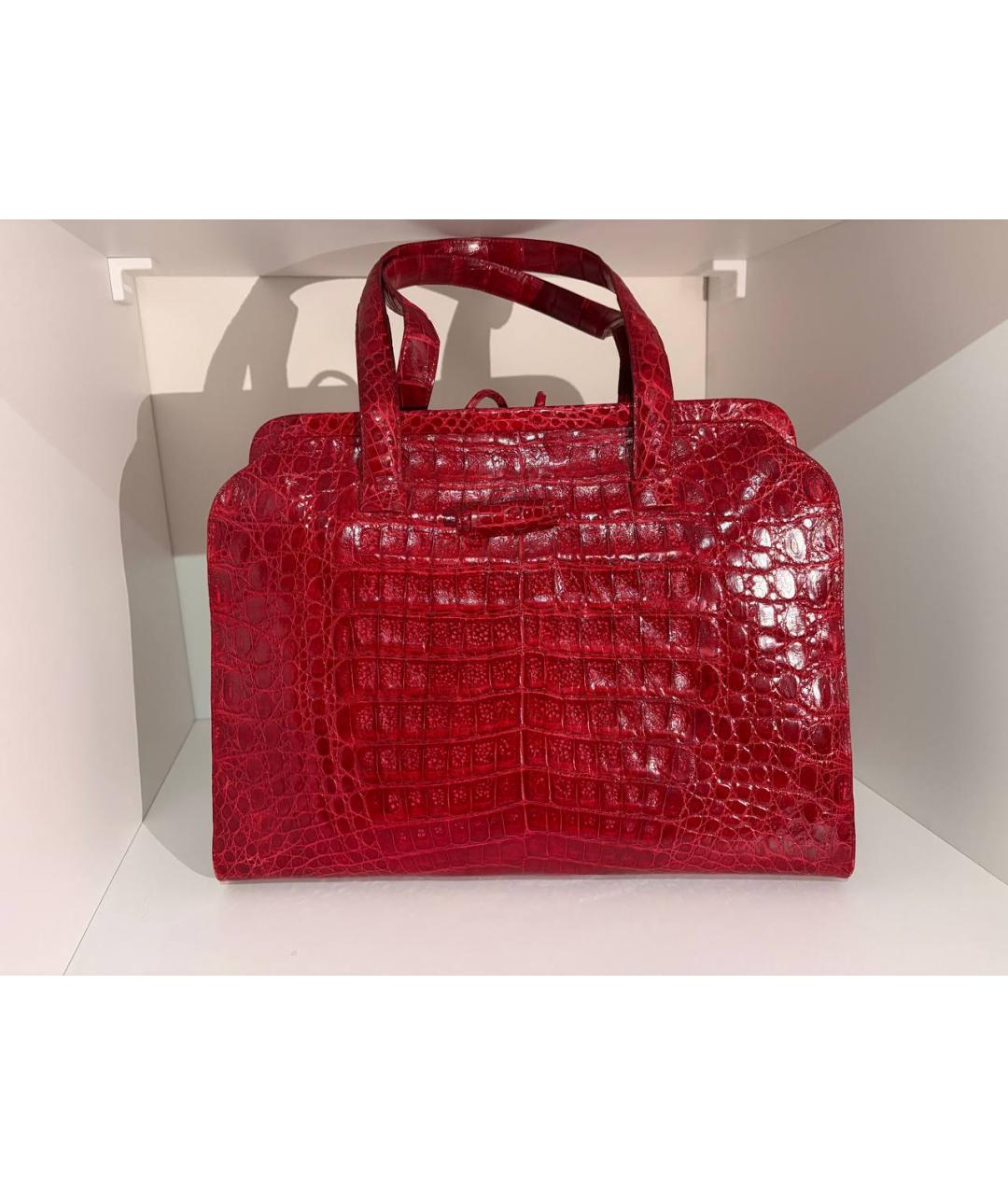 NANCY GONZALEZ Красная сумка с короткими ручками из экзотической кожи, фото 5