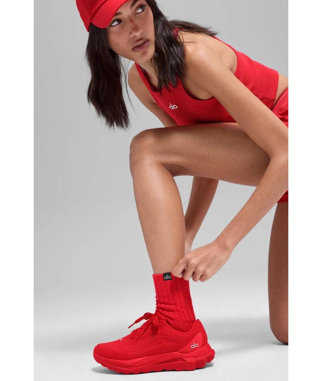 ALO YOGA Красные текстильные кроссовки, фото 2