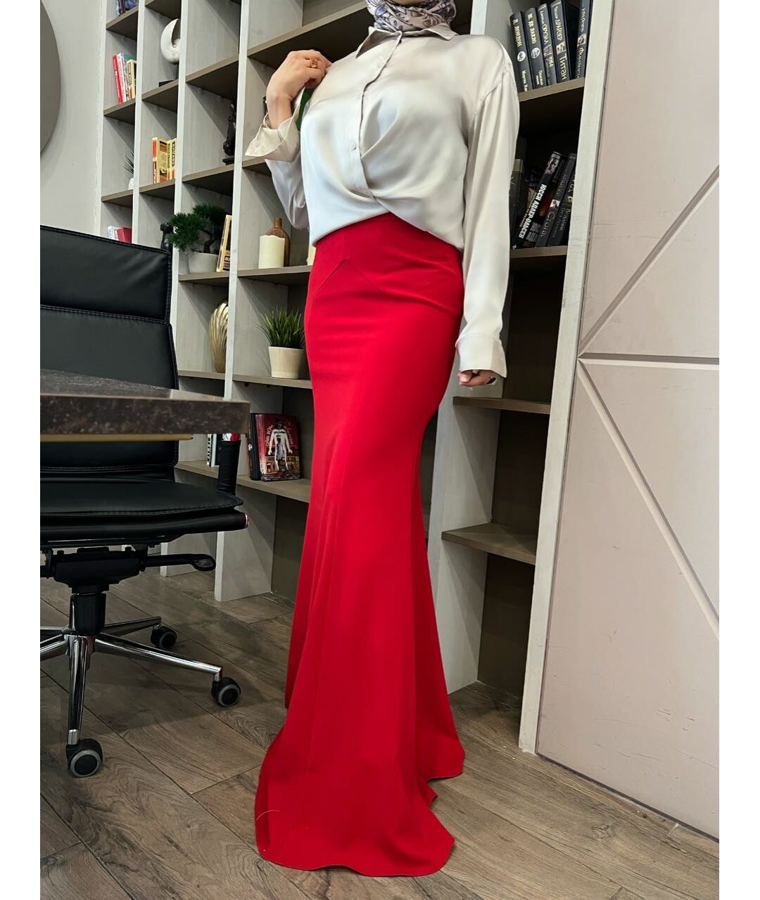 BOUTIQUE MOSCHINO Красная ацетатная юбка макси, фото 2
