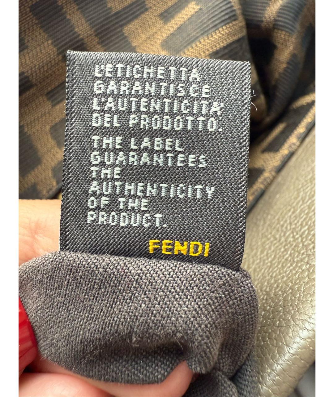 FENDI Коричневая кожаная сумка с короткими ручками, фото 7