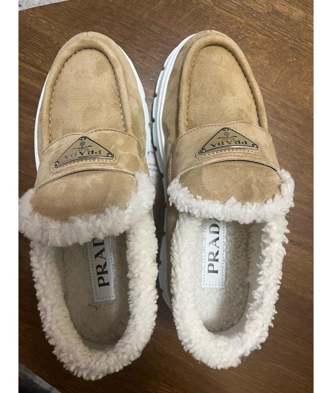 PRADA Бежевые замшевые лоферы, фото 4