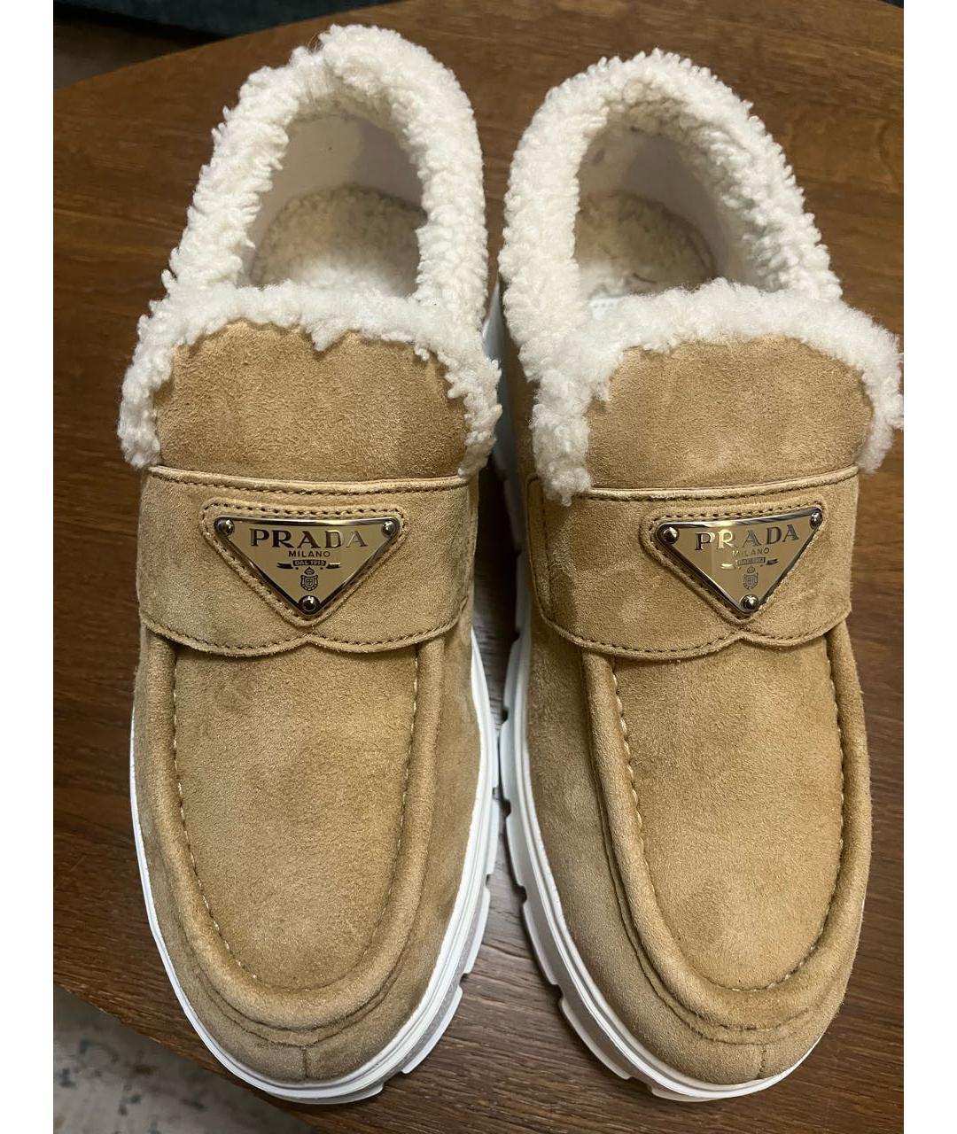 PRADA Бежевые замшевые лоферы, фото 3