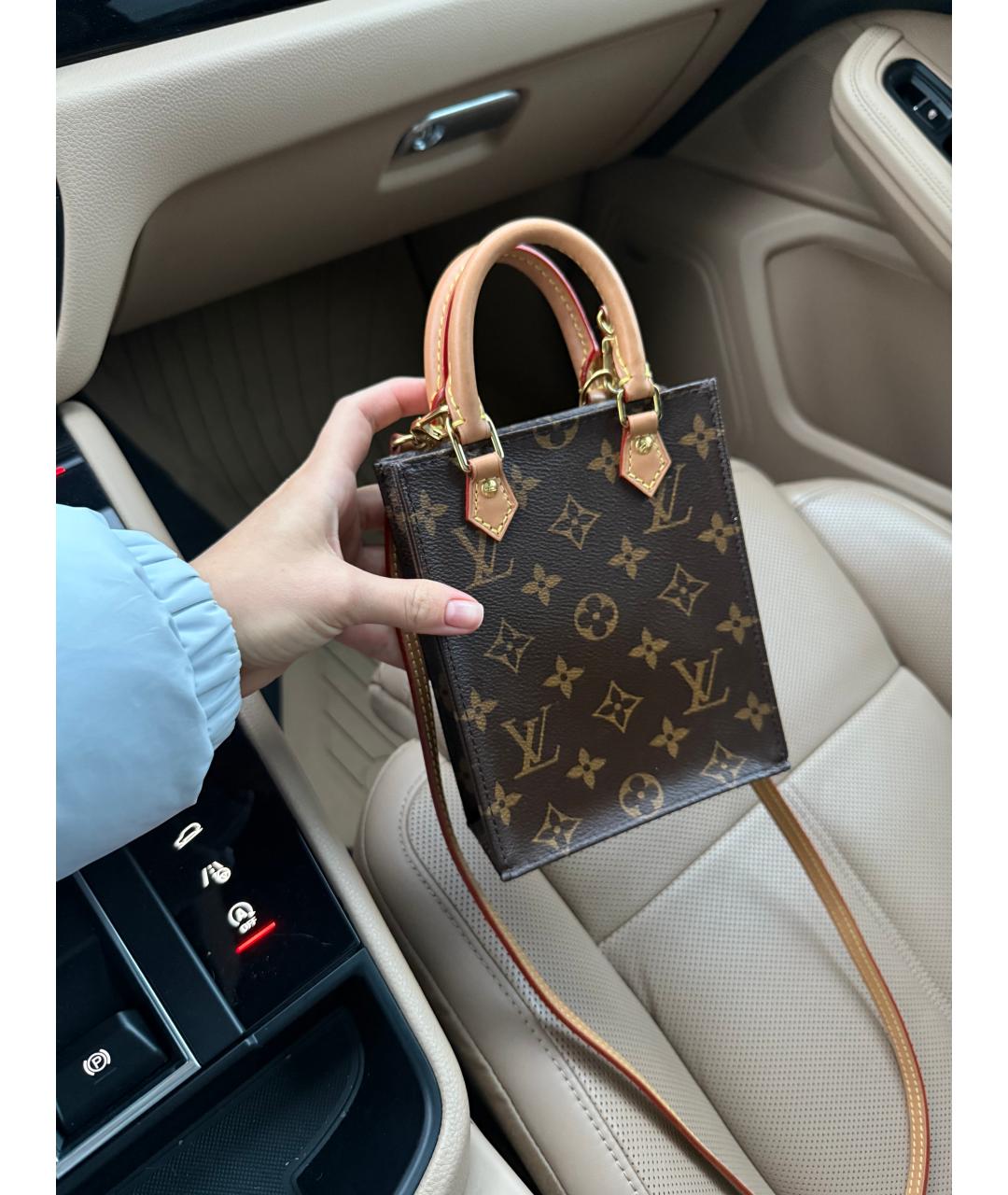 LOUIS VUITTON Коричневая сумка с короткими ручками, фото 4