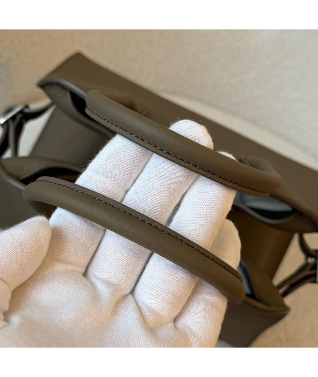 THE ROW Коричневая кожаная сумка с короткими ручками, фото 7