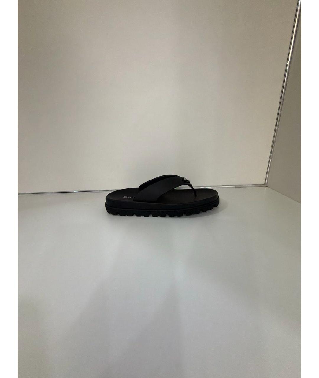 PRADA Черные синтетические шлепанцы, фото 7