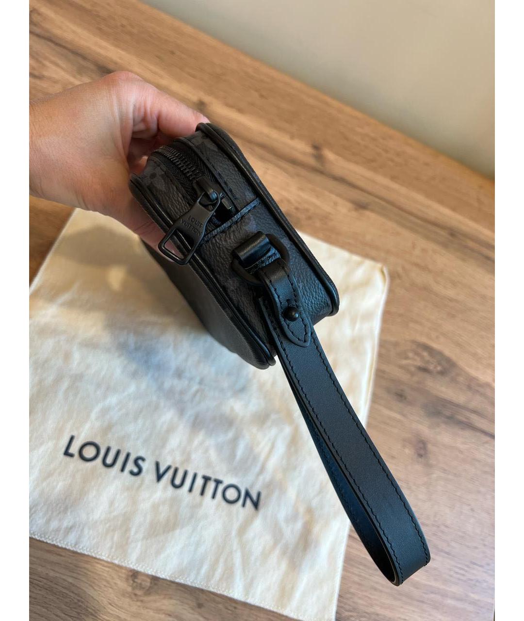 LOUIS VUITTON Черная барсетка, фото 4