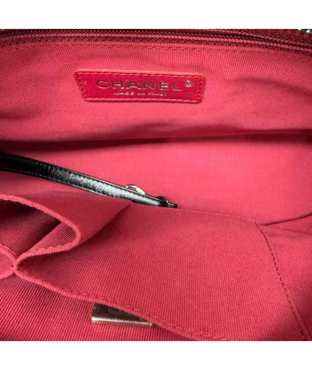 CHANEL Черная кожаная сумка через плечо, фото 4