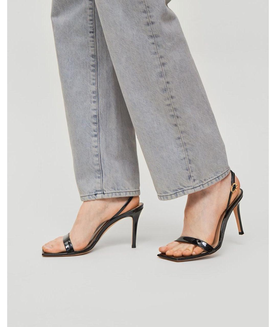 GIANVITO ROSSI Черные босоножки из лакированной кожи, фото 4