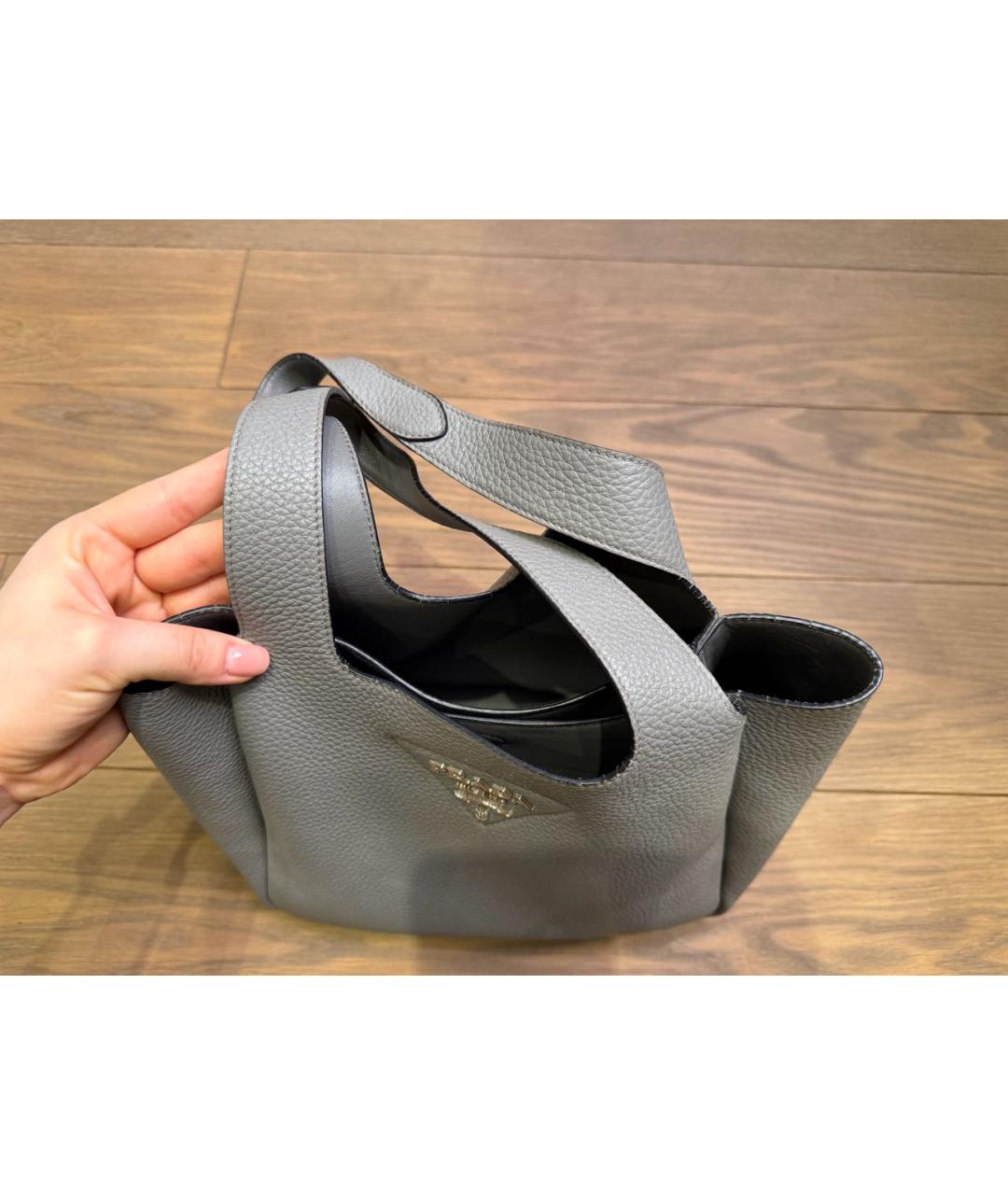 PRADA Серая кожаная сумка тоут, фото 6