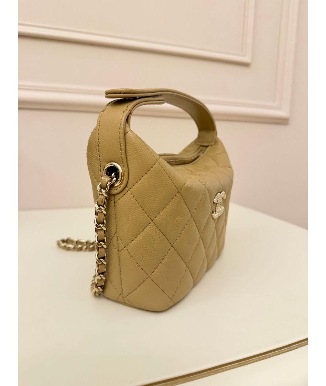 CHANEL Бежевая кожаная сумка с короткими ручками, фото 2