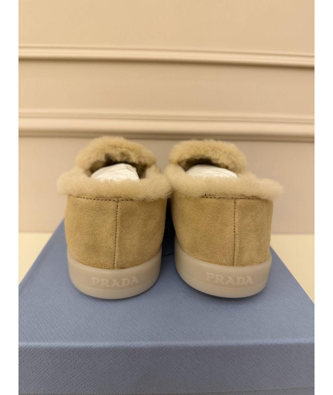 PRADA Бежевые замшевые лоферы, фото 4