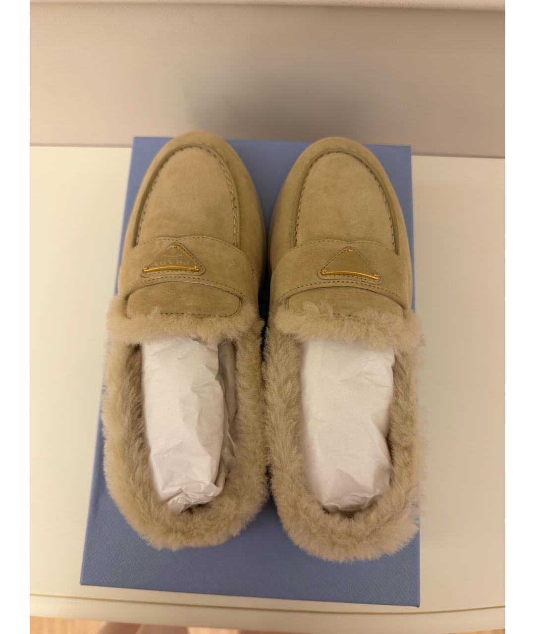 PRADA Бежевые замшевые лоферы, фото 3