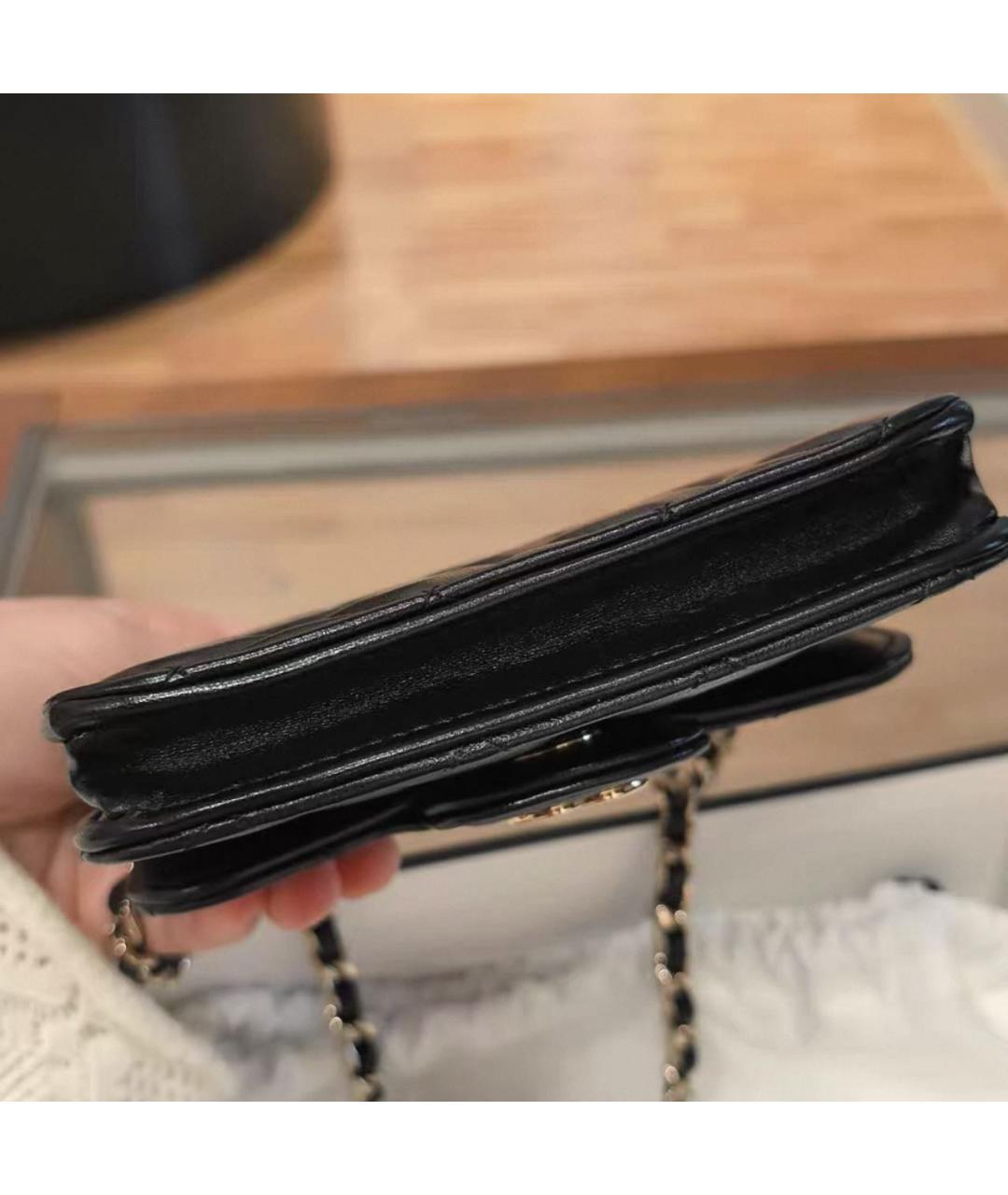 CHANEL Черная кожаная сумка через плечо, фото 6