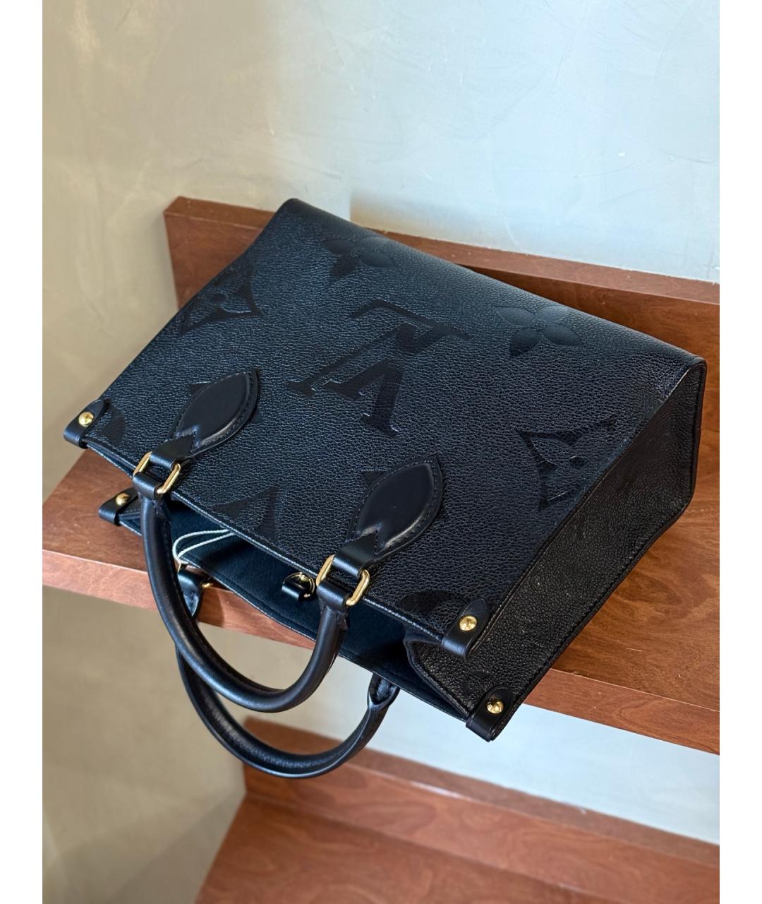 LOUIS VUITTON Черная кожаная сумка с короткими ручками, фото 8