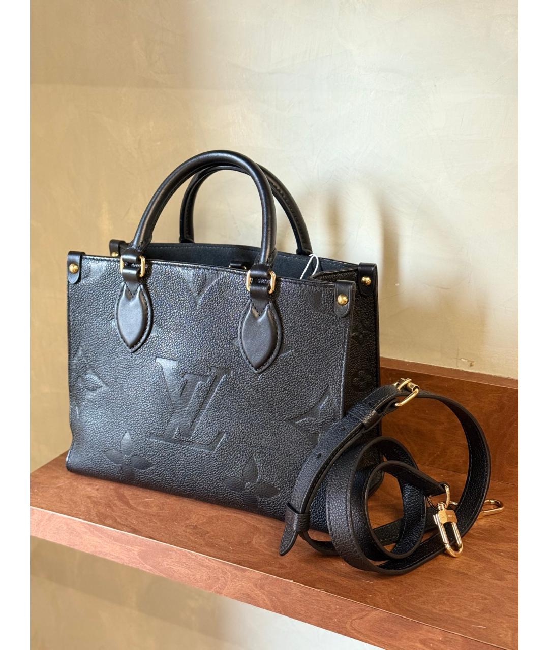 LOUIS VUITTON Черная кожаная сумка с короткими ручками, фото 2