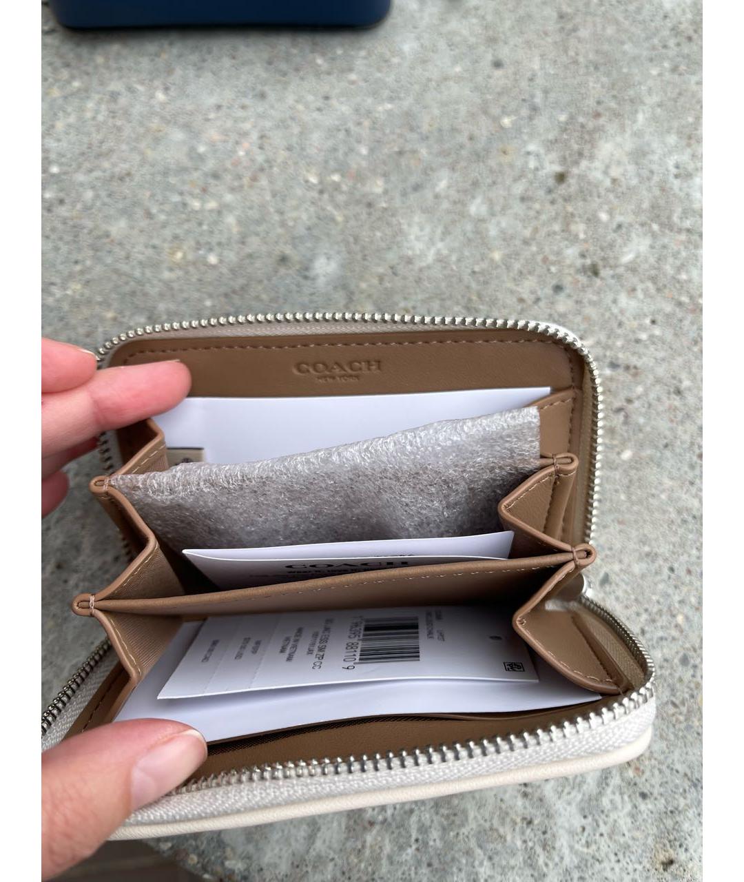 COACH Бежевый кожаный кошелек, фото 3