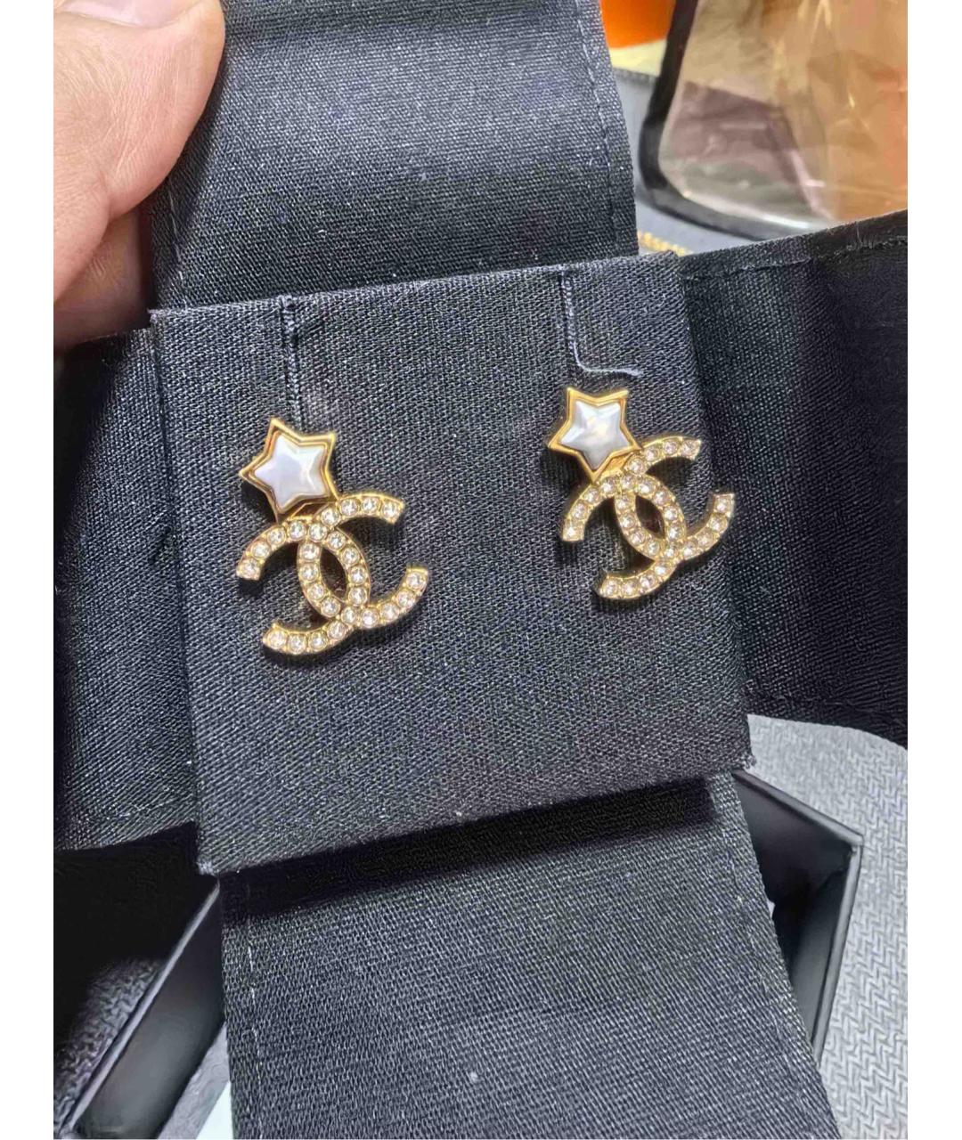 CHANEL Золотые металлические серьги, фото 2
