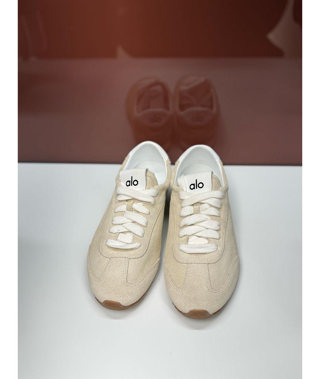 ALO YOGA Бежевые замшевые кеды, фото 3