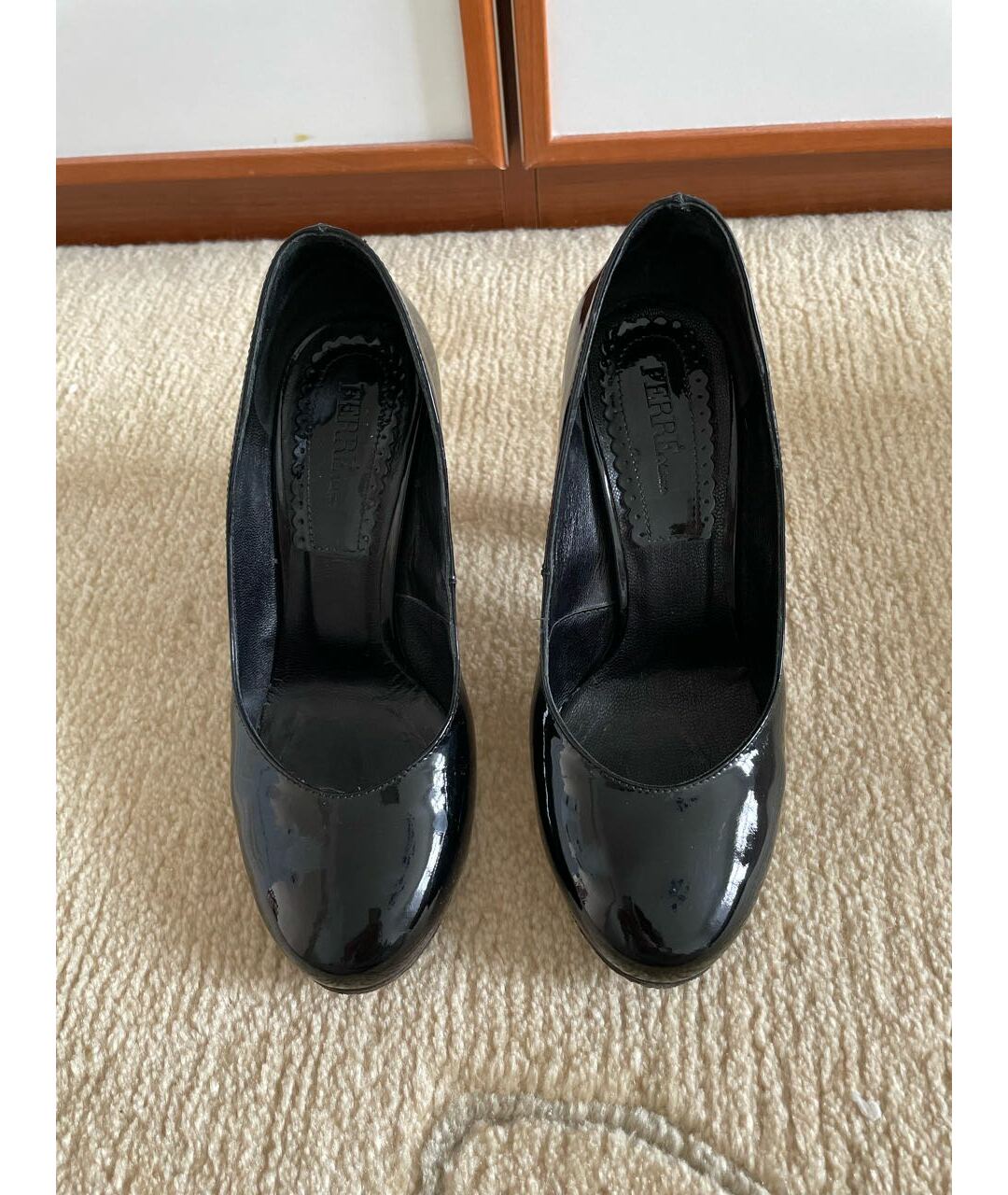GIANFRANCO FERRE Черные туфли из лакированной кожи, фото 2
