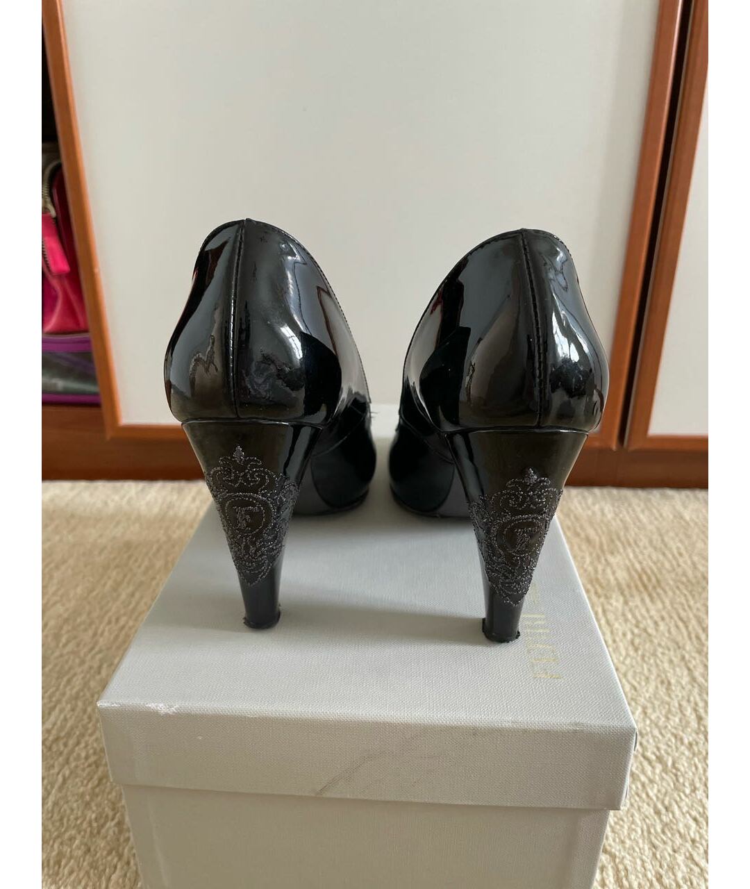 GIANFRANCO FERRE Черные туфли из лакированной кожи, фото 4